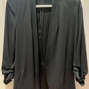 Aritzia Babaton Atelier Black Blazer